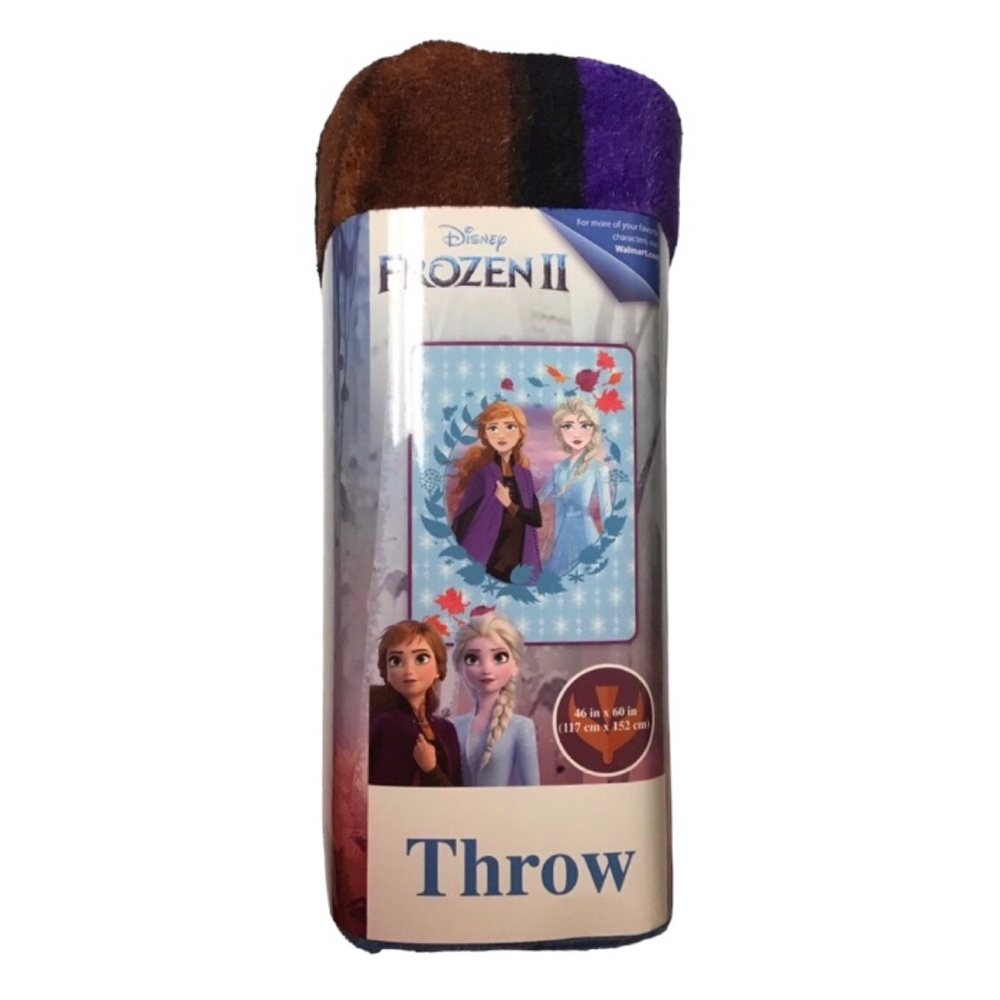 Disney’s Frozen 2 “Elsa & Anna” Throw Blanket - Picture 3 of 4